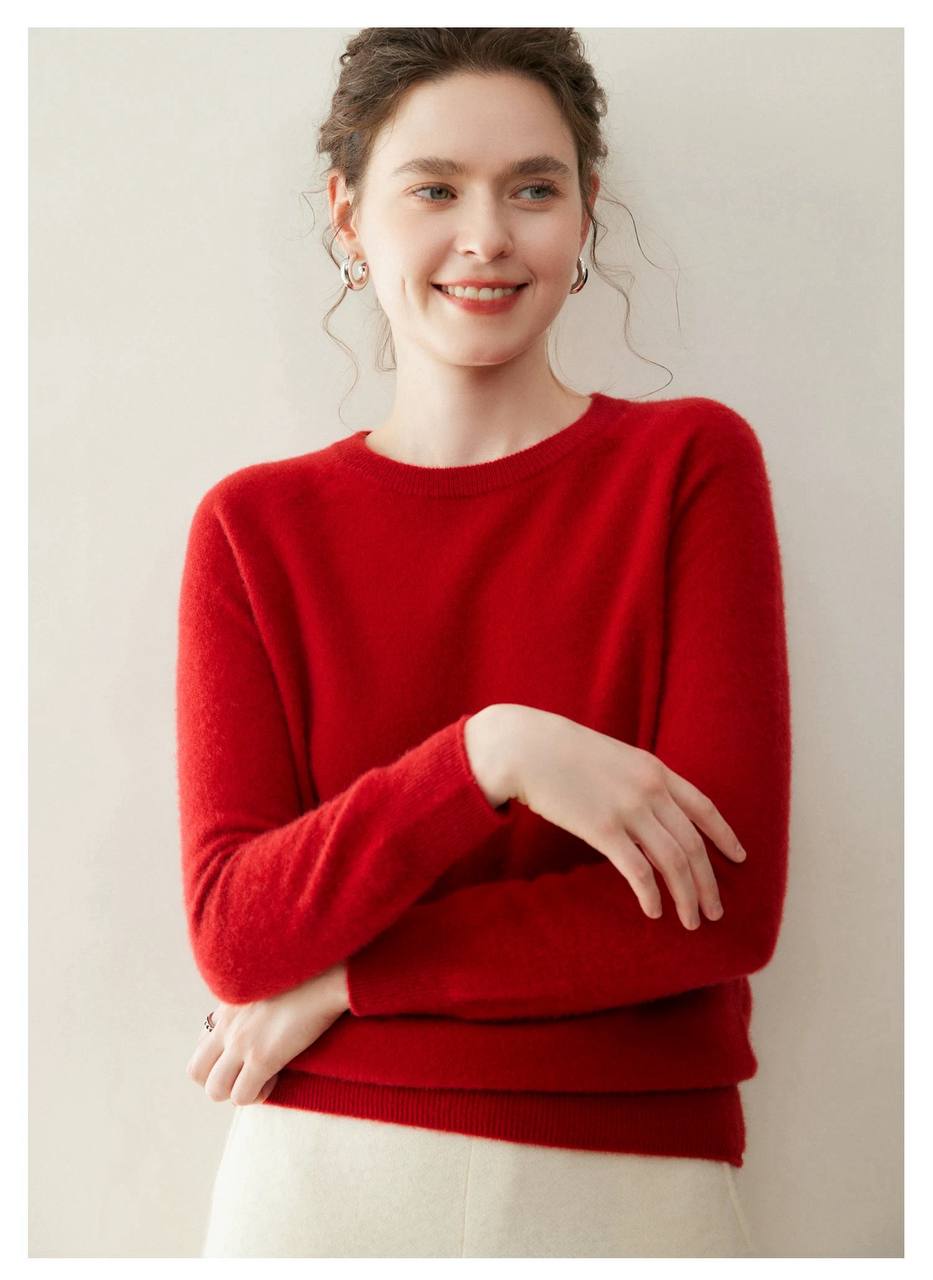 Soft knit cashmere low-neck sweater
